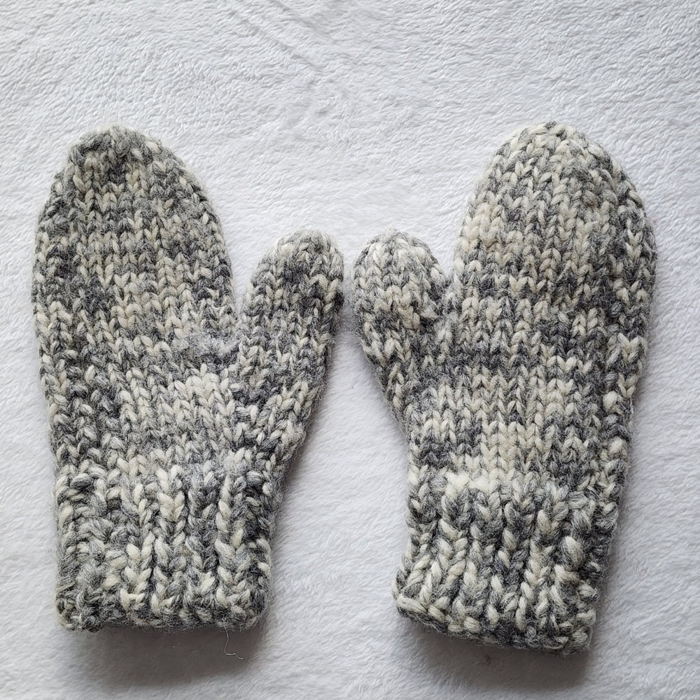 Handmade Wool Mittens Mens Womens Medium Large Grey White Chunky Knit Gloves - Picture 3 of 10